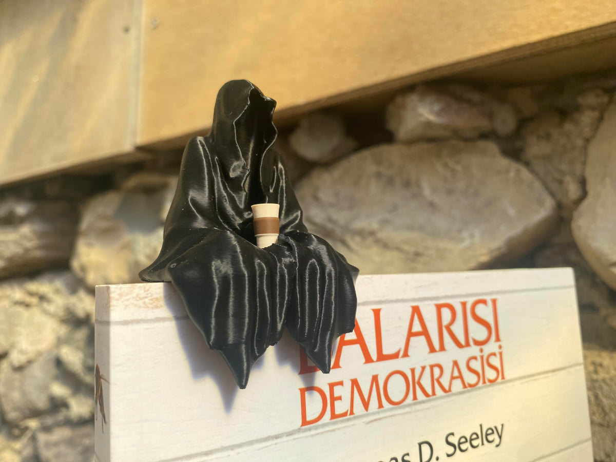 Sitting Ghost Figurine Holding Coffee | Suriel ACOTAR Inspired Decoration | Fantasy Book Lover Gift | Cozy Goth Desk Decor | Spooky Cute Aesthetic | Gift For Coffee Lovers