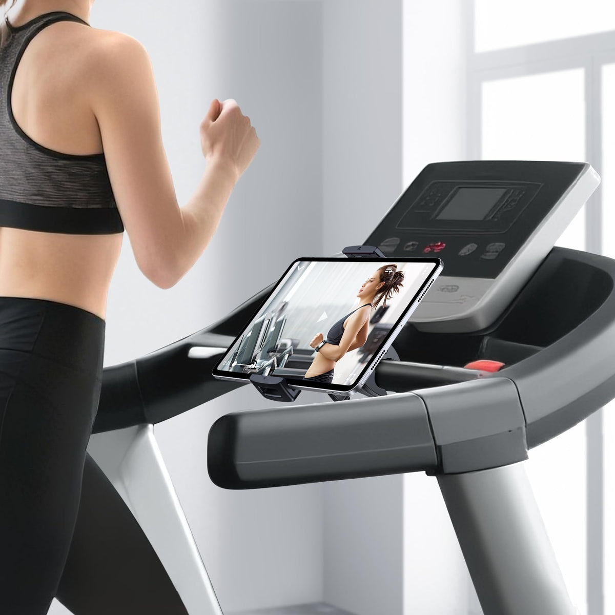 CreaDream Tablet Holder Mount for Spin Bike, Tablet Clamp for Treadmill, Indoor Stationary Bike, Stroller, Peloton, Gym Trainer Handlebar Stand Fit for iPad Pro/Air/Mini, Galaxy Tabs, Phones, 4.7-13"