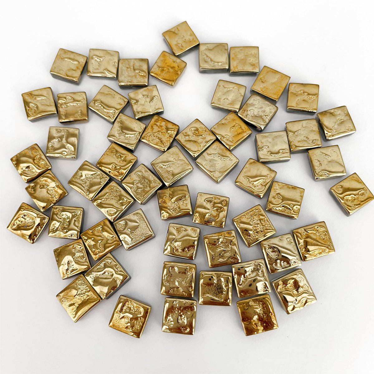 NUO RUI 100 Pcs Gold Mirror Mosaic Tiles, Mini Square Mirrors for Arts Crafts Projects (Gold)