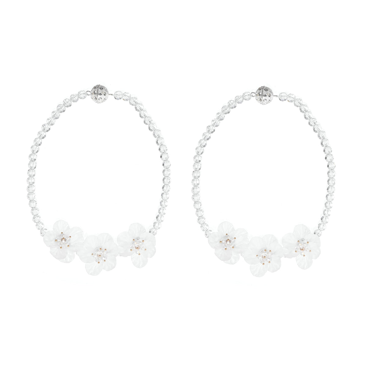 SUQ I OME 2 Pack Crystal Beaded Magnetic Curtain Tieback with 3 Pieces of Flora, Curtain Clips Buckle Curtain Holder Blingbling Curtain Holdbacks(White)