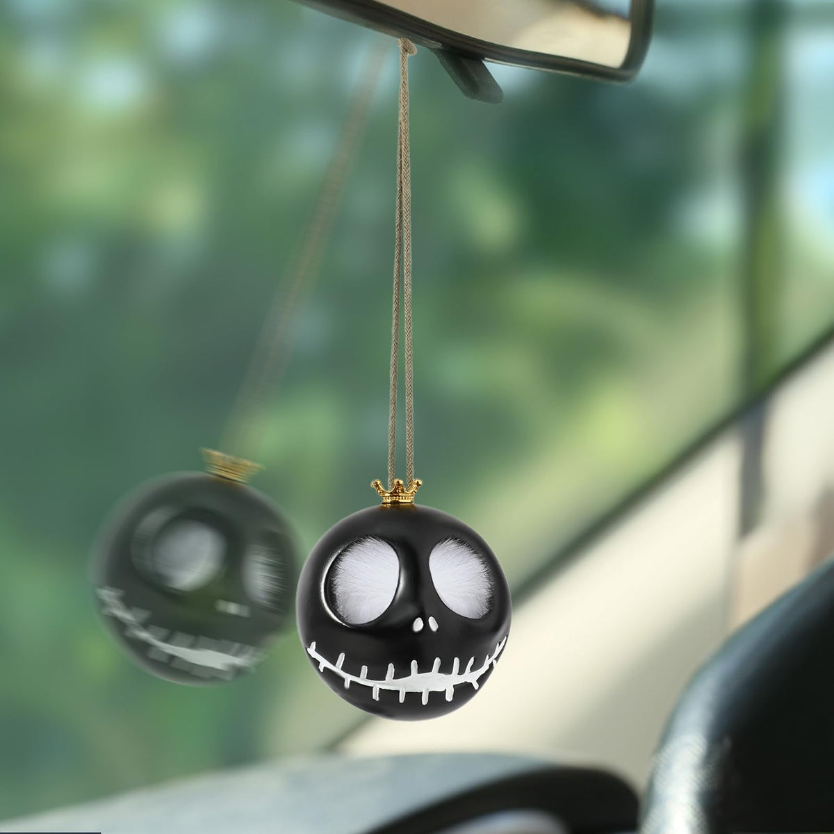 Rearview Mirror Ornament - Cool Skull Pendant, Halloween Flying Ghost Hanging Decoration, Skeleton Swinging Ornament for Car and Home, Birthday Gift for Parties