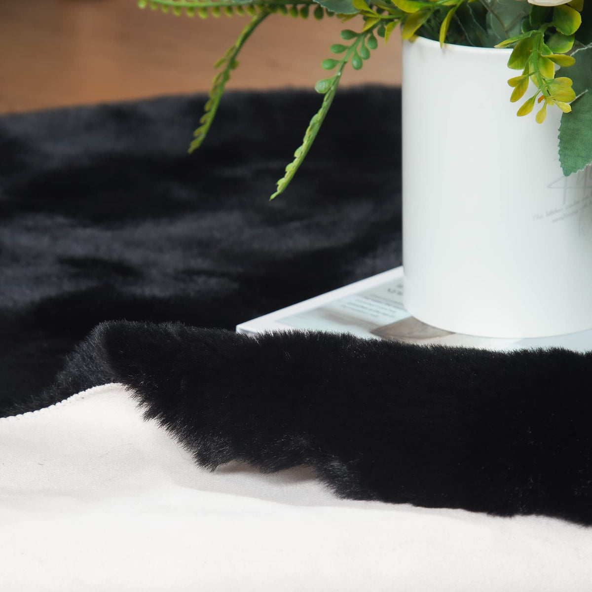 ORINOVA Faux Rabbit Fur Rug Machine Washable Area Rugs Black Fur Rug for Living Room Fuzzy Rugs for Bedroom Teen Room Decor Small Sheepskin 2x3 Rectangle Rugs