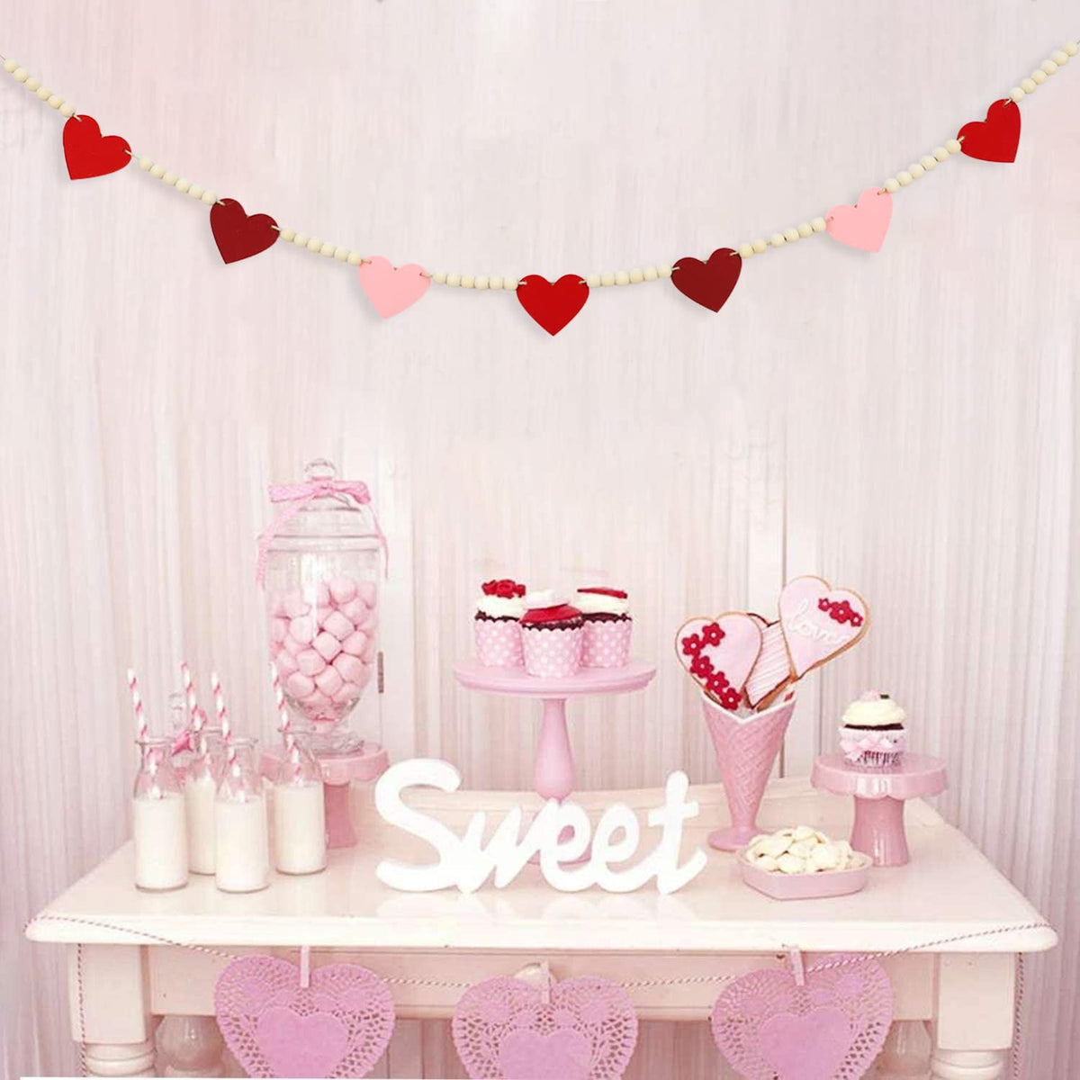 DAZONGE Valentines Day Decorations, Wood Bead Garland with Felt Hearts for Valentine Decor, Red and Pink Farmhouse Valentine’s Day Banner for Wedding, Anniversary Decorations