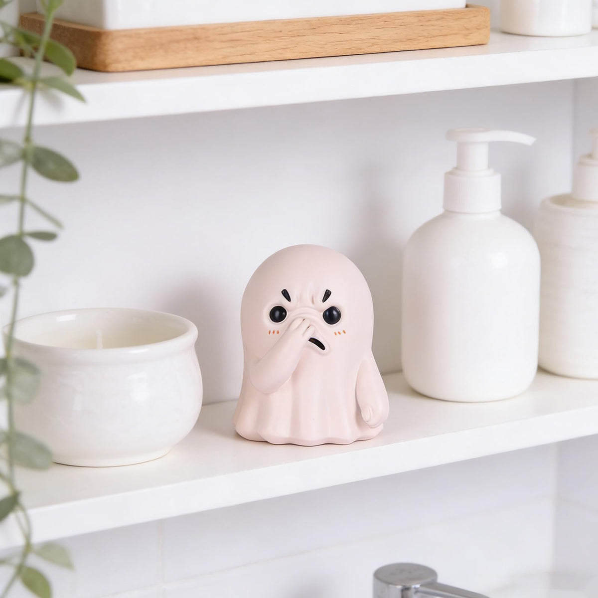 oliruim Holding Nose Ghost Cute Statue, Quirky Bathroom Shelf Decor, Funny Toilet Decor Knick Knack, Unique Creative Gift