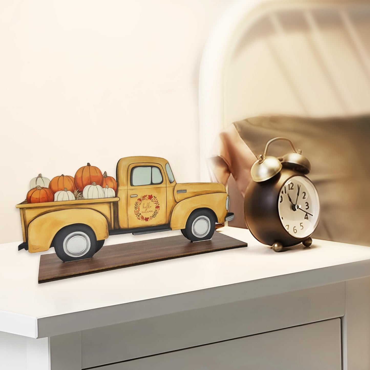 Hello Autumn Decor Halloween Pumpkins fall Harvest Truck Sign for Home,Farmhouse,Office,Garden Wooden desktop decoration Thanksgiving Table Decorations