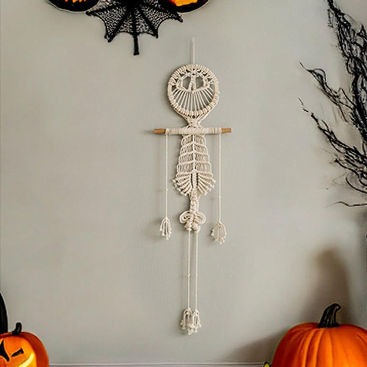 VIVIANYO HD Boho Macrame Wall Hanging Halloween Decorations Human Skeleton Tapestry 42 Inch Body Cute Skull Decoration Handmade Woven Fabric Wall Decor for Dorm Bedroom Living Room (White)