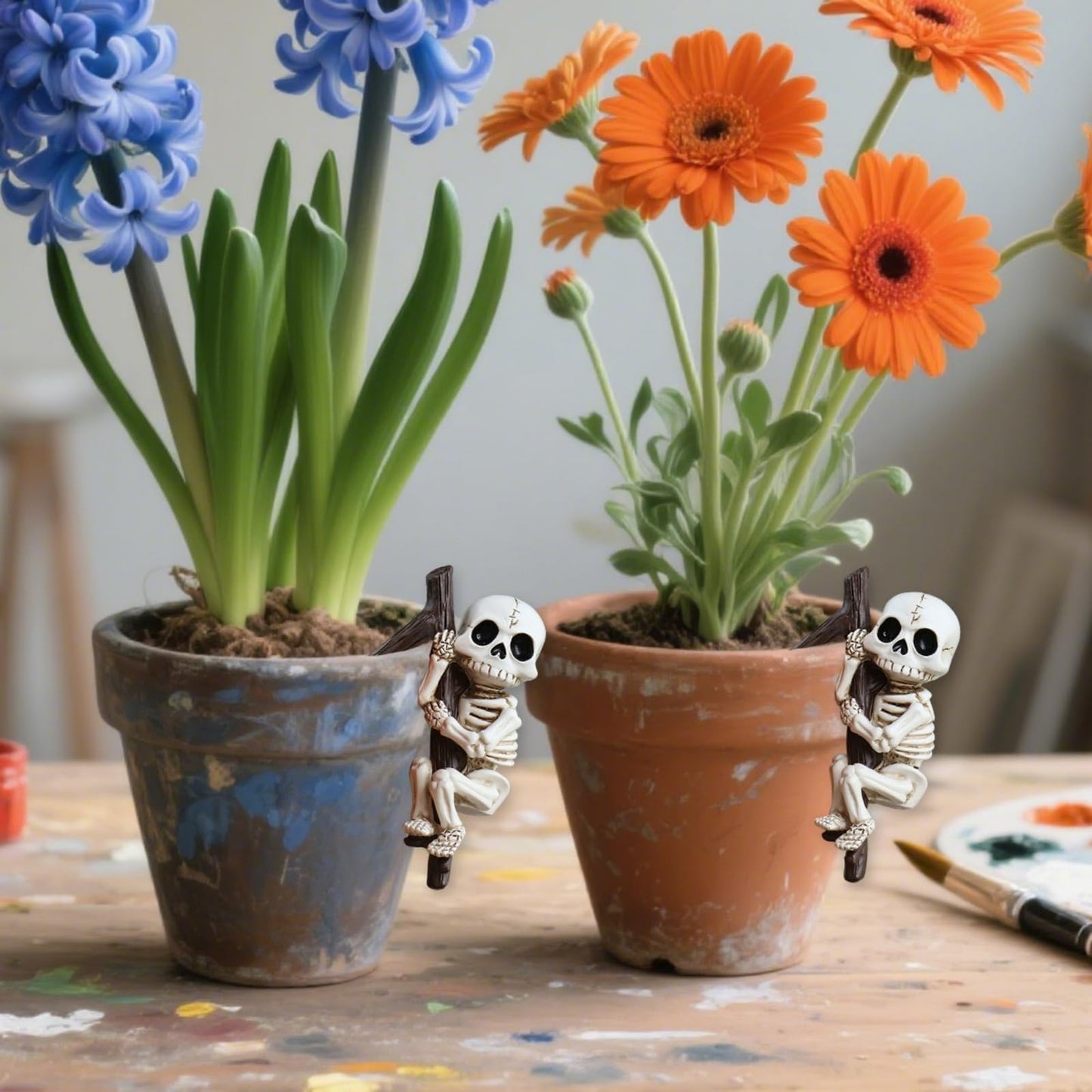 KKpxafl 2-Piece Skeleton Pot Huggers for Planters, Climbing Plant Decor