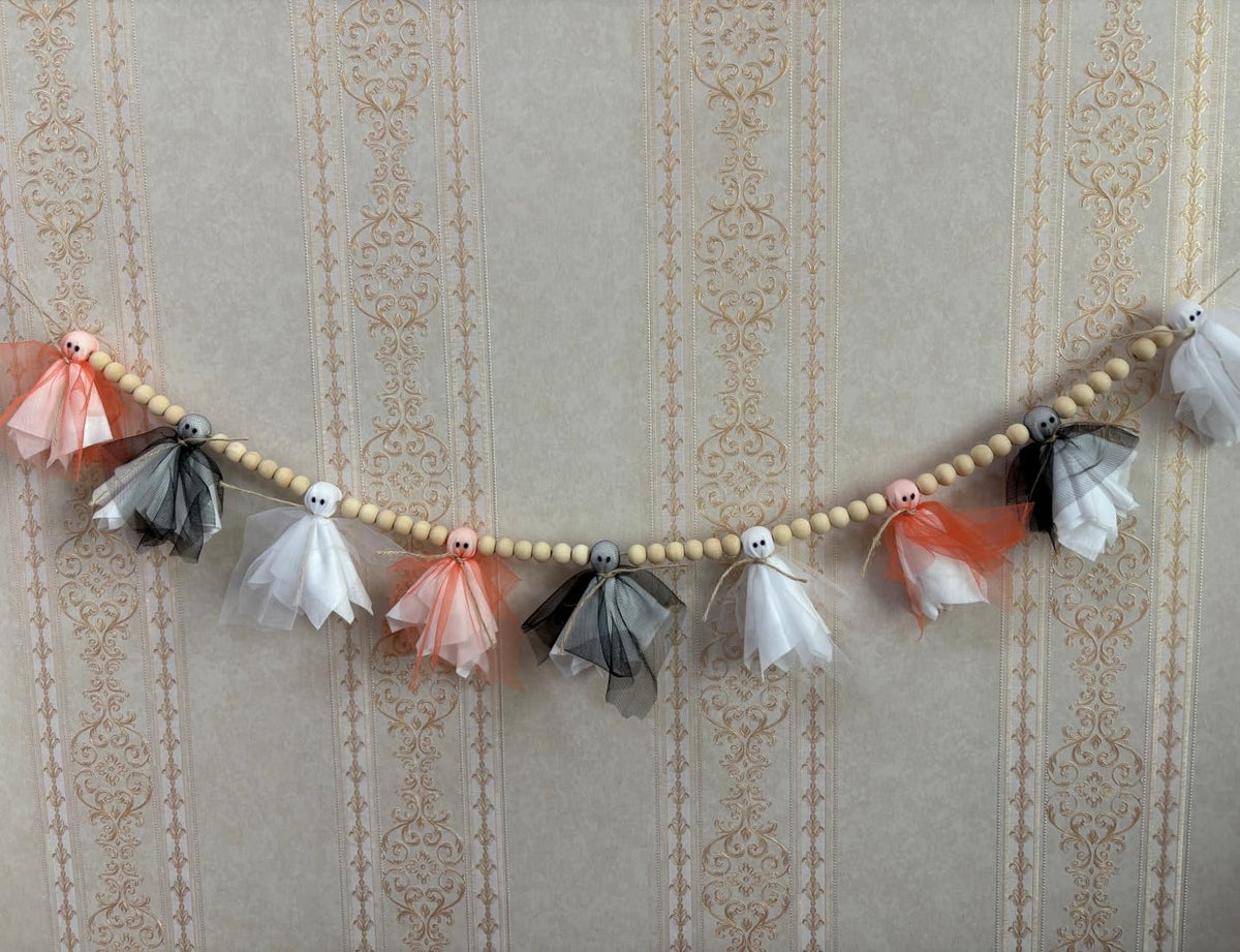 Halloween Garland,Cute Ghost with Wooden Beads Garlands, Handmade Rustic Halloween Banner for Wall Home Indoor Outdoor Home Mantel Decor Supplies, White,Black,Orange (White Black Orange Ghost)