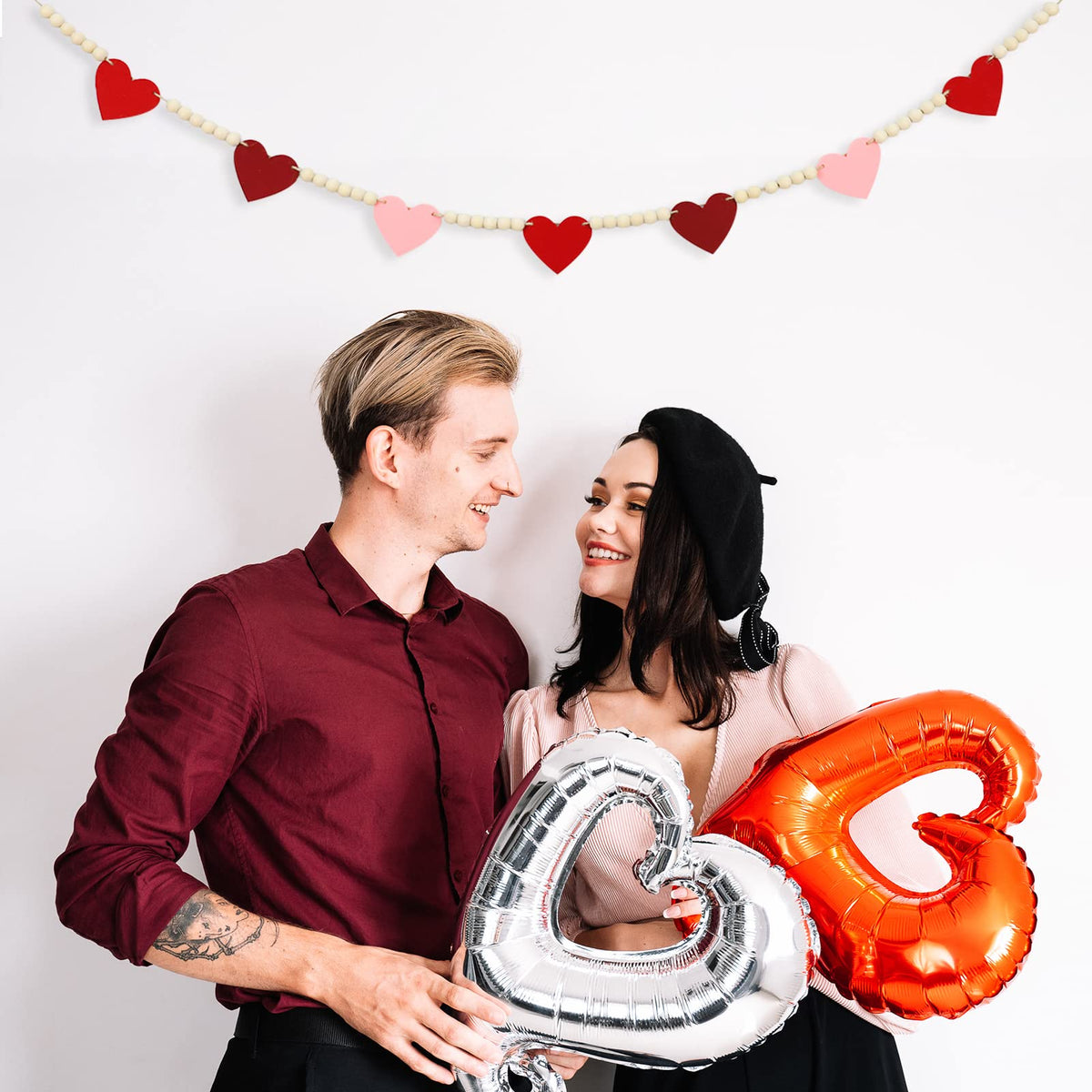 DAZONGE Valentines Day Decorations, Wood Bead Garland with Felt Hearts for Valentine Decor, Red and Pink Farmhouse Valentine’s Day Banner for Wedding, Anniversary Decorations