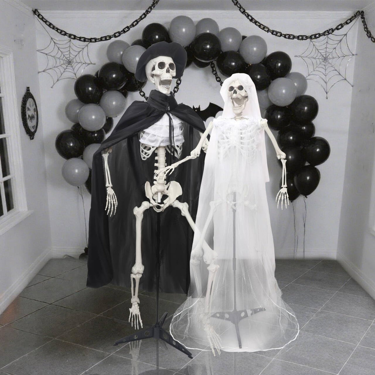 2PC 5.4Ft Life Size Skeletons with Stand Gothic Skeleton Bride and Groom Plastic Skeleton with Movable Joints for Halloween Party Haunted House Front Lawn Decoration
