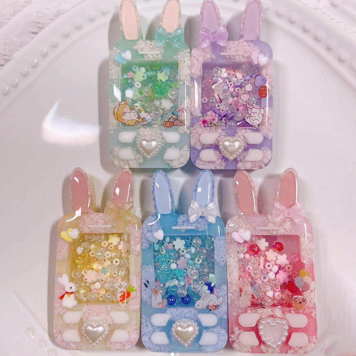 FUNSHOWCASE Resin Shaker Molds Set Mobile Phones Keychain Charm Pack of 8 Silicone Trays Seal Films Precision Tip Applicator Bottle Kit Bundle