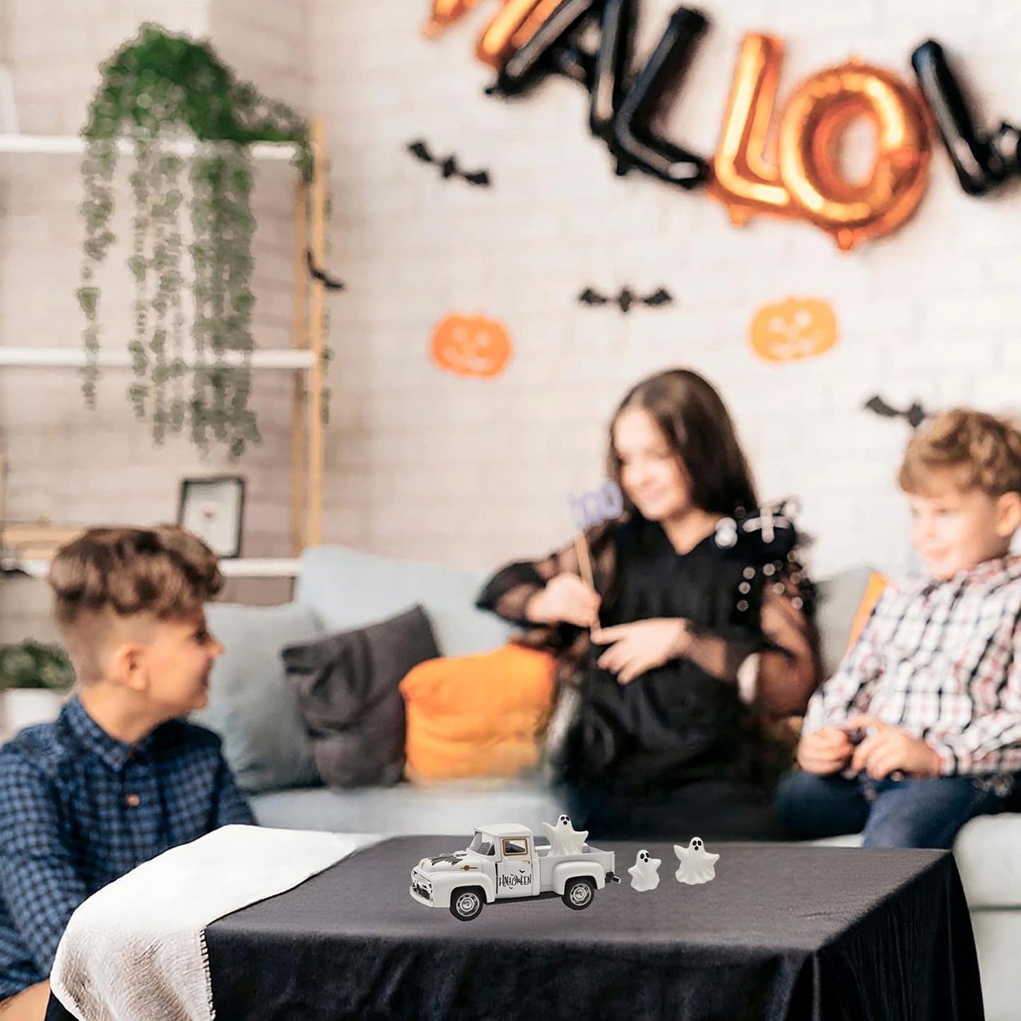 YimiBloss Halloween Decorations - Mini Cute Farmhouse Style Halloween Metal Truck Decor with 3 Removable Mini Ghost Ornaments for Tabletop, Tiered Tray, Shelf, Fireplace and Home Indoor Décor