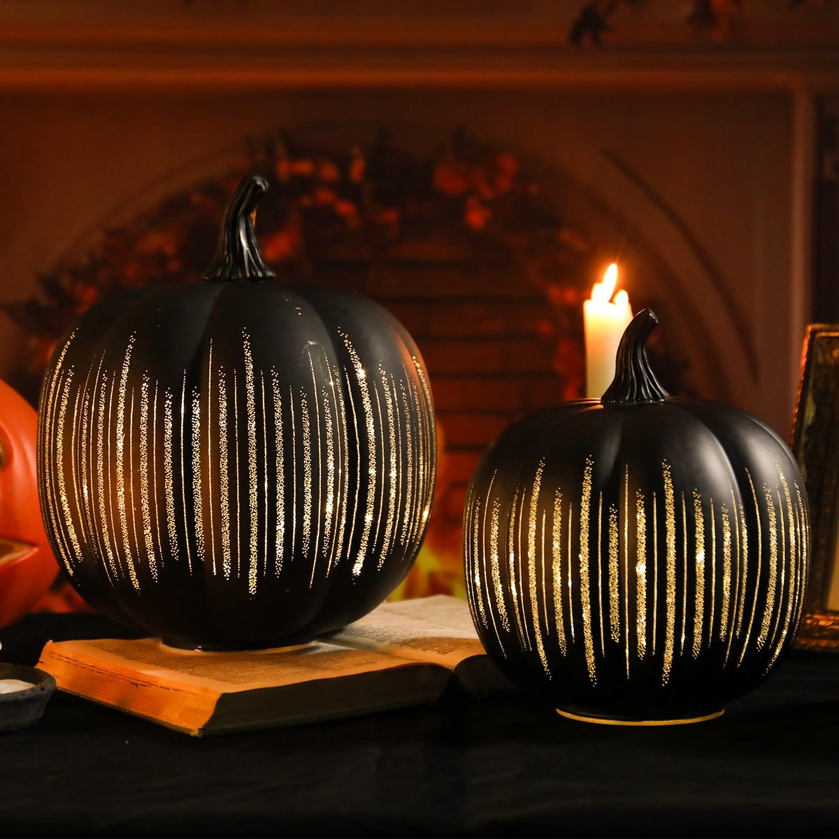 Halloween Decorations Indoor Halloween Pumpkins Illuminated Starry Night Fall Glass Pumpkin for Thanksgiving Fireplace Tabletop Party Home Bedroom Decor Gift 2 Pack