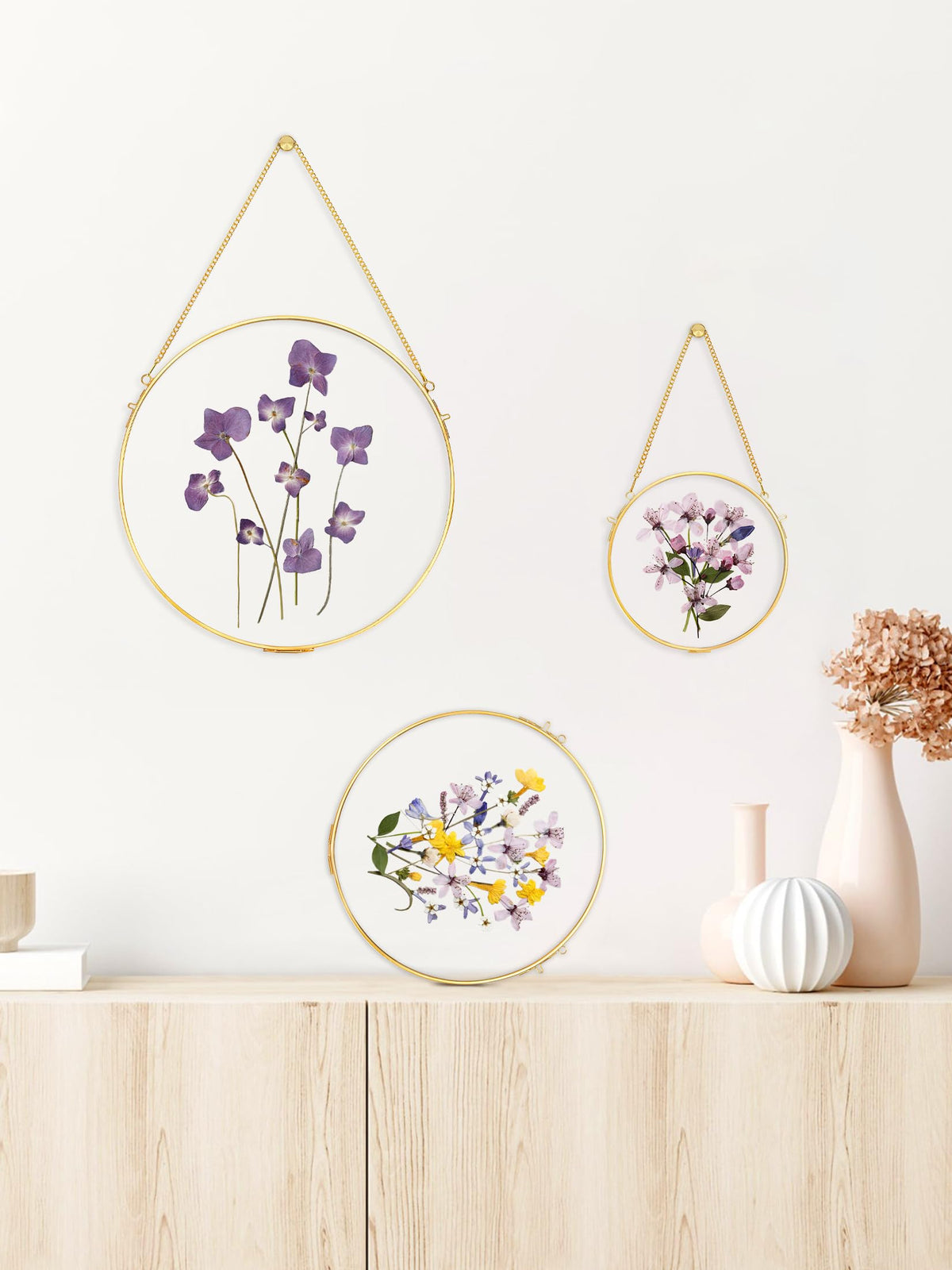 REDHUGO Glass Frame for Pressed Flowers Handmade, Wall Hanging Brass Floating Frame, Double Glass Round Picture, Glass Frame for Dried Flowers Poster Home Wall Decor, Circle, Gold (FRAME ONLY)