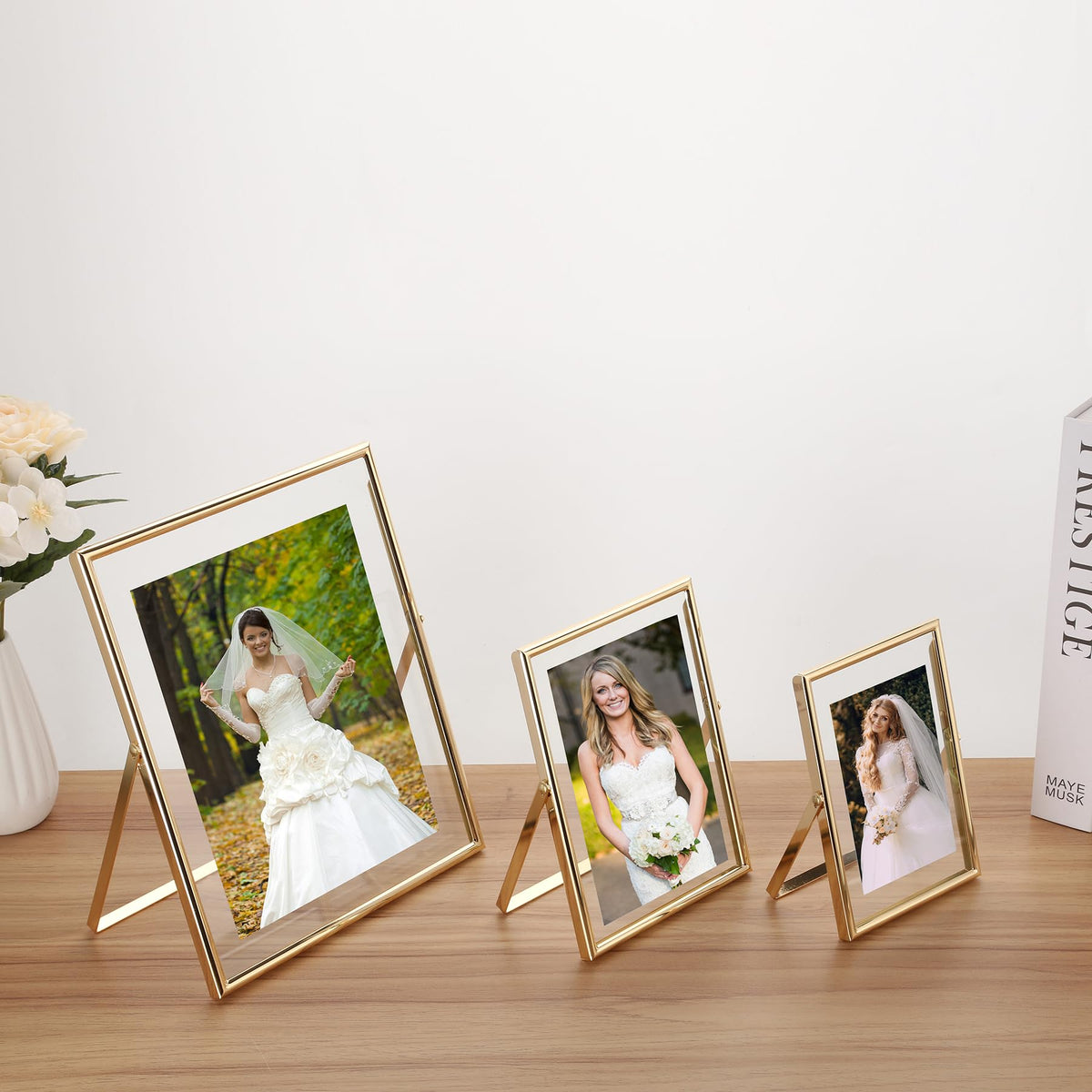 FineLiMoLa Gold 4x6 Floating Frame 2pack for Photo Sizes(2x3'',3.5x5''),Adjustable Tabletop/Shelf floating Photo Frame,Classy Metal Gift Frames for Wedding,Christmas,Birthady,Home or Office Decor.