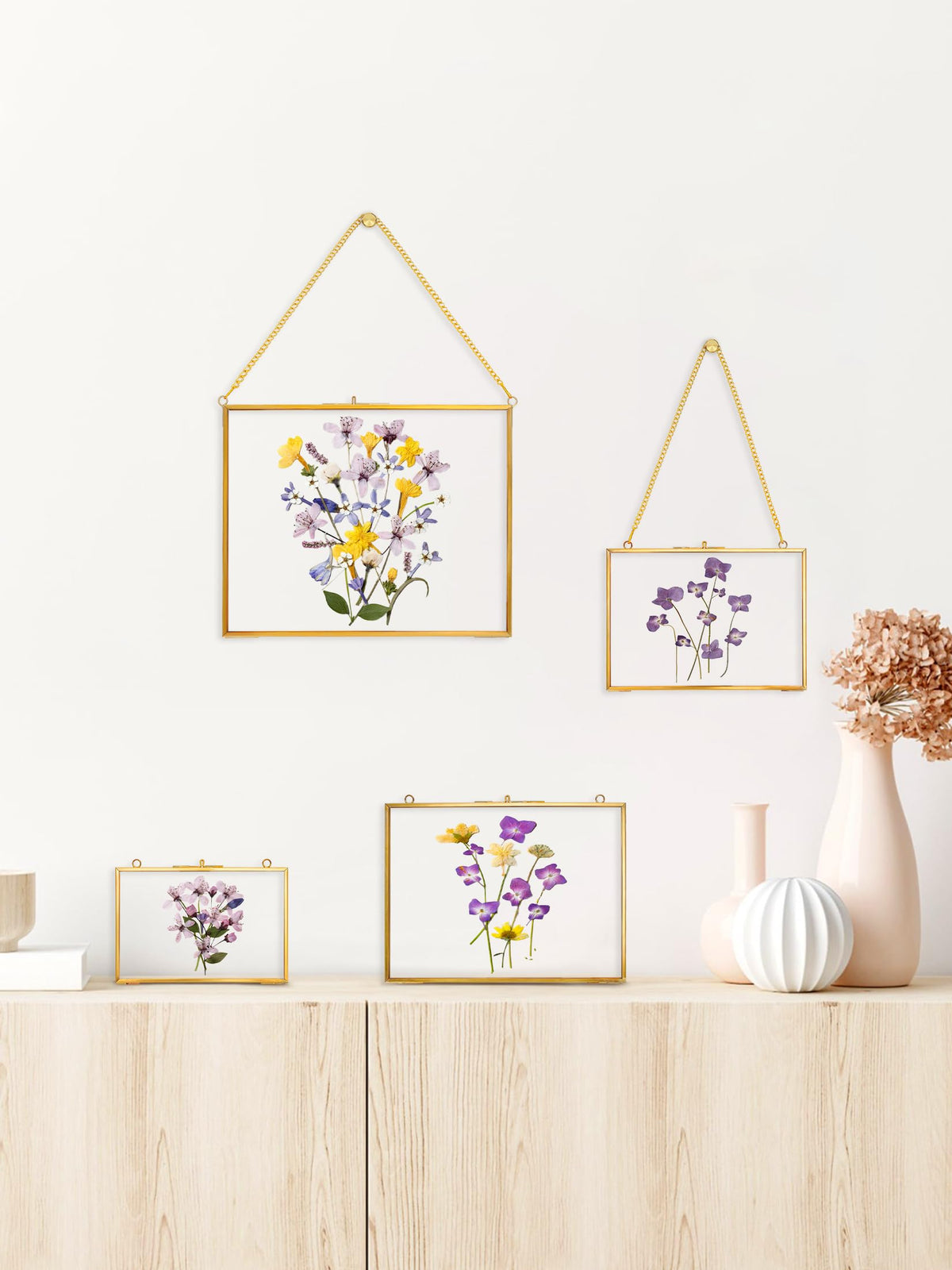 REDHUGO Hanging Pressed Flower Frame Handmade, Double Glass Picture Frame Floater frame Floating Frame for Pressed Flowers Home Wall Artwork, Rectangle Horizontal 4×6 inches, Gold (FRAME ONLY)