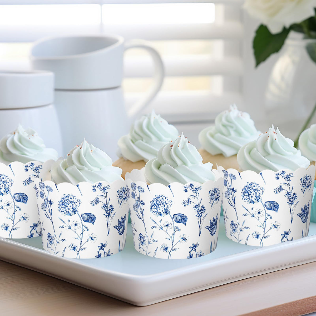 JarThenaAMCS 100Pcs Blue Floral Paper Baking Cups Blue White Wildflower Cupcake Wrappers Scalloped Edge Cupcake Muffin Cases for Spring Summer Party Supplies