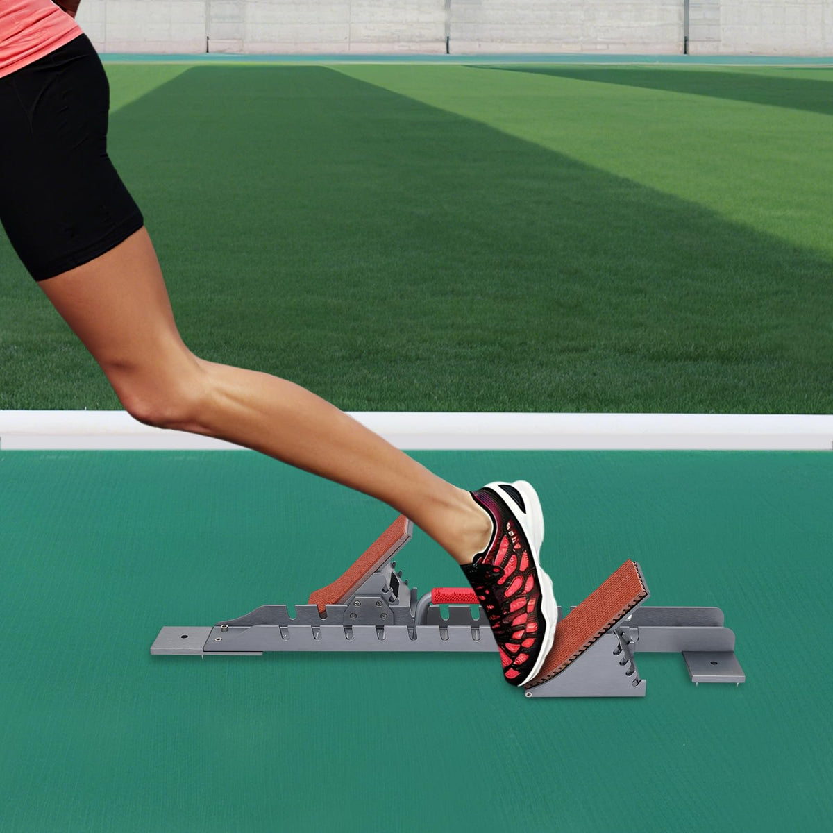GONGDUN Running Starting Blocks Adjustable Aluminum Alloy Track Starting Block for Competition 4-Angle Adjustable Pedals Equipment for Cinder & Plastic Tracks (9.44 * 35.43in)