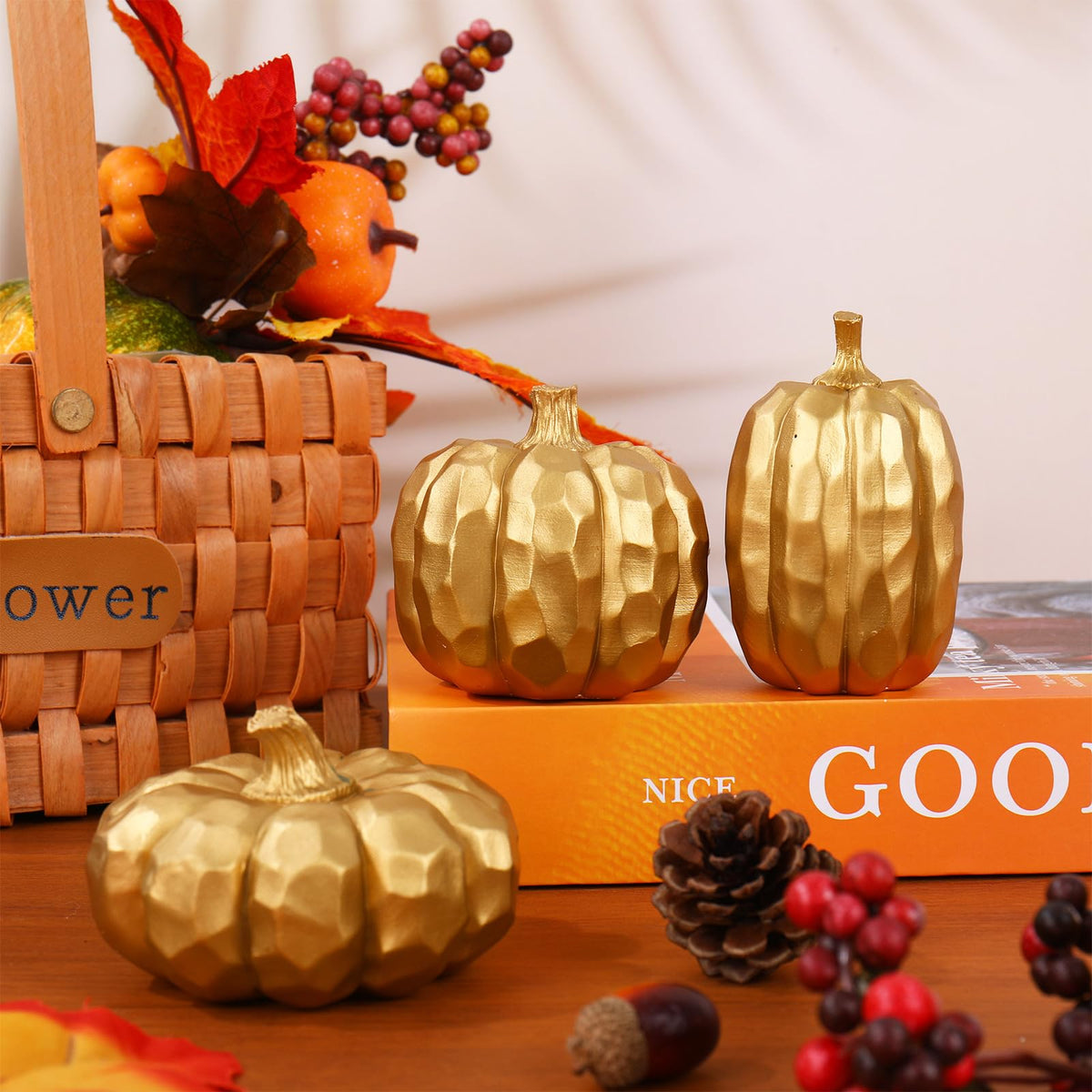 JarThenaAMCS Fall Pumpkin Decoration 3Pcs Resin Artificial Pumpkins Gold Fake Pumpkin Table Centerpieces for Autumn Harvest Thanksgiving Farmhouse Home Party Supplies