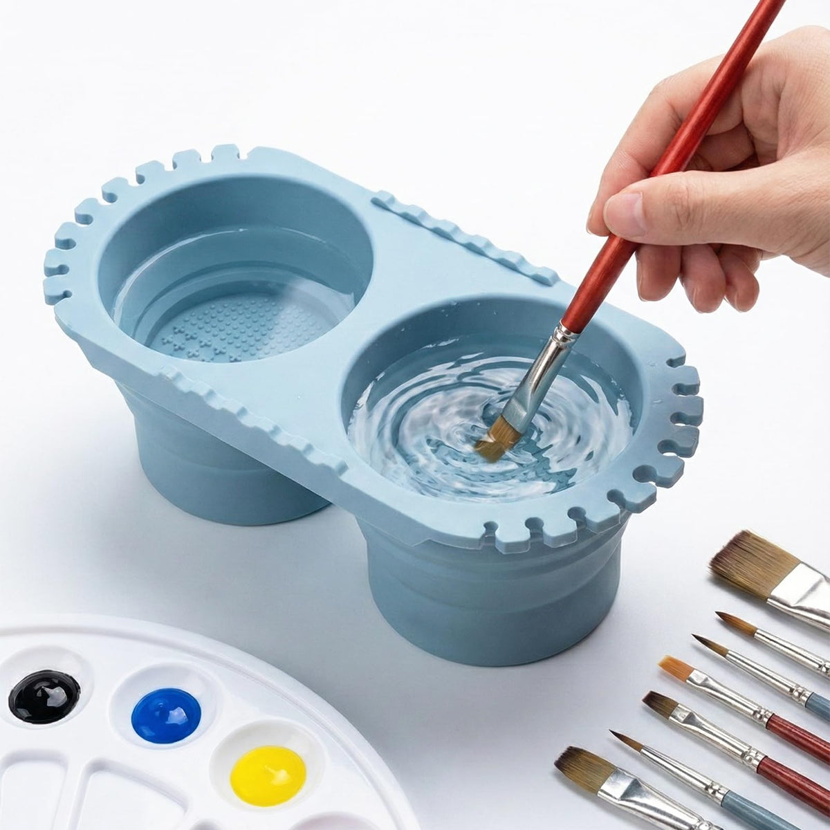 Lwuey Paint Brush Cleaner Cup - Foldable Silicone Brush Cleaning Rinse Cup with Dual Cleaning Compartments and Brush Holder, Portable Artist Travel Supplies Suitable for Acrylics, Watercolors