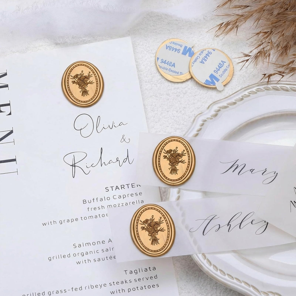 UNIQOOO Wax Seal Stickers -Vintage Photo Frame Floral Bouquet Wedding Invitation Envelope Seal Stickers, 50 Pcs Self-Adhesive Antique Gold Stickers, Perfect for Invitation, Christmas, Gift Wrapping