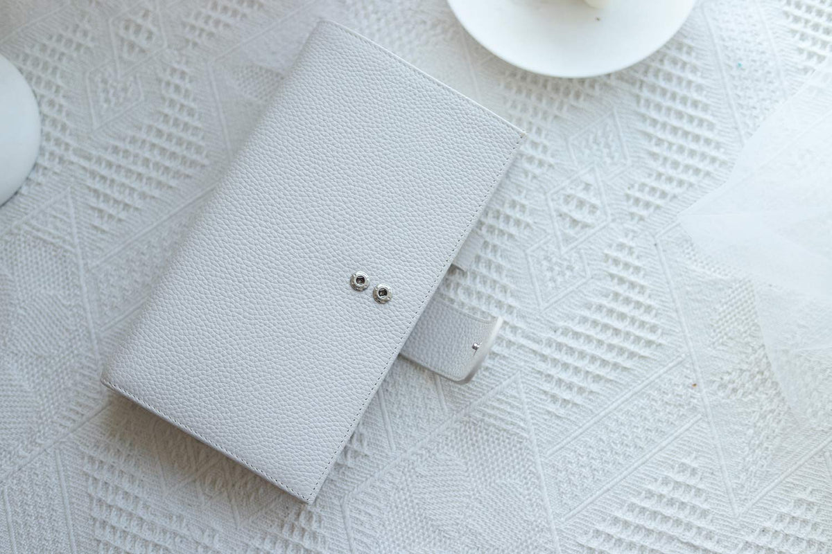 Moterm Companion Traveler's Notebook Cover - Upgraded Design with Back Pocket (Standard Size, Pebble-Cream)