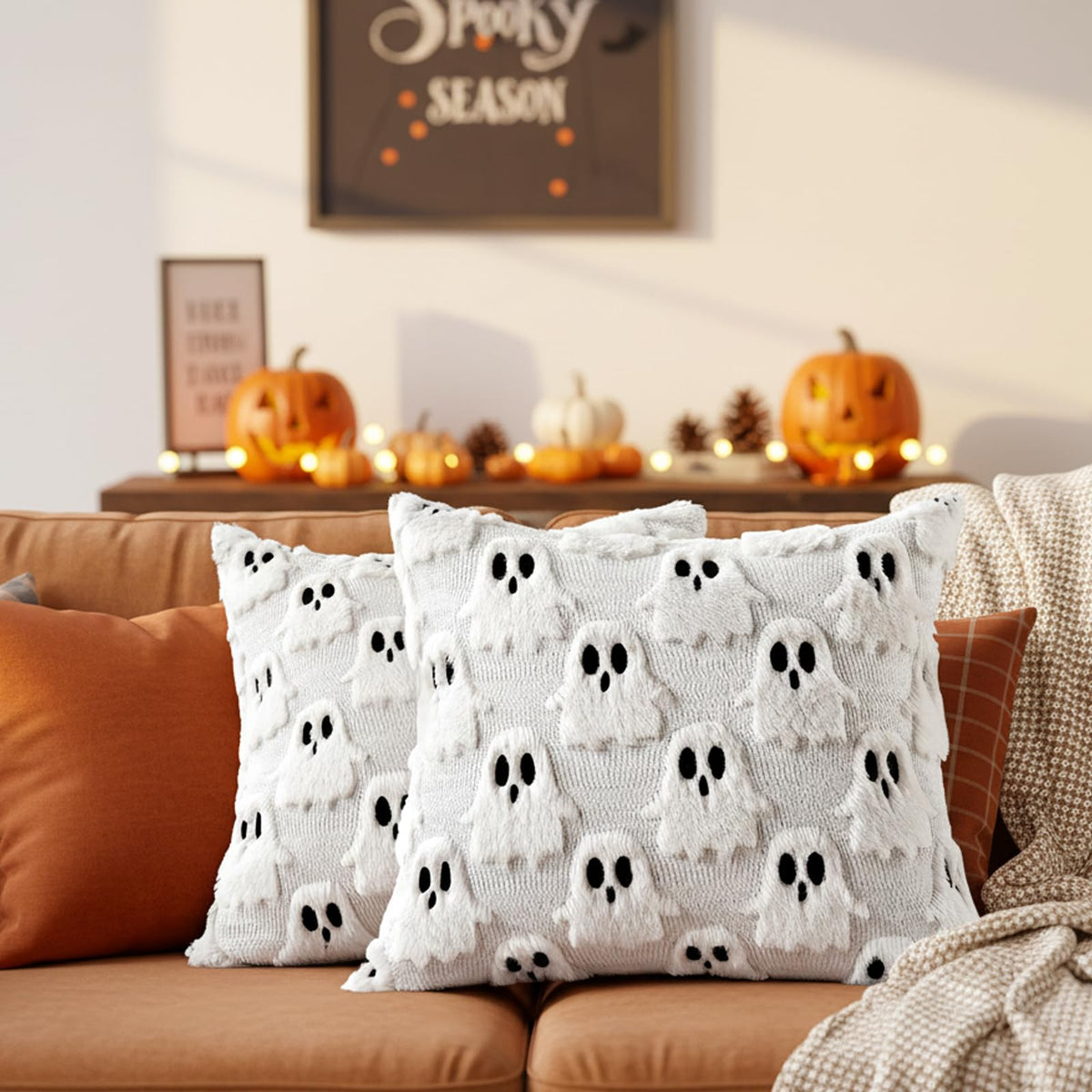 zmzdp 2PCS Halloween Pillow Covers, 18x18 inch White Ghost Throw Pillow Covers, Faux Fur Soft Couch Cushion Case, Fluffy Plush Accent Throw Pillow Case for Halloween Home Decor Indoor