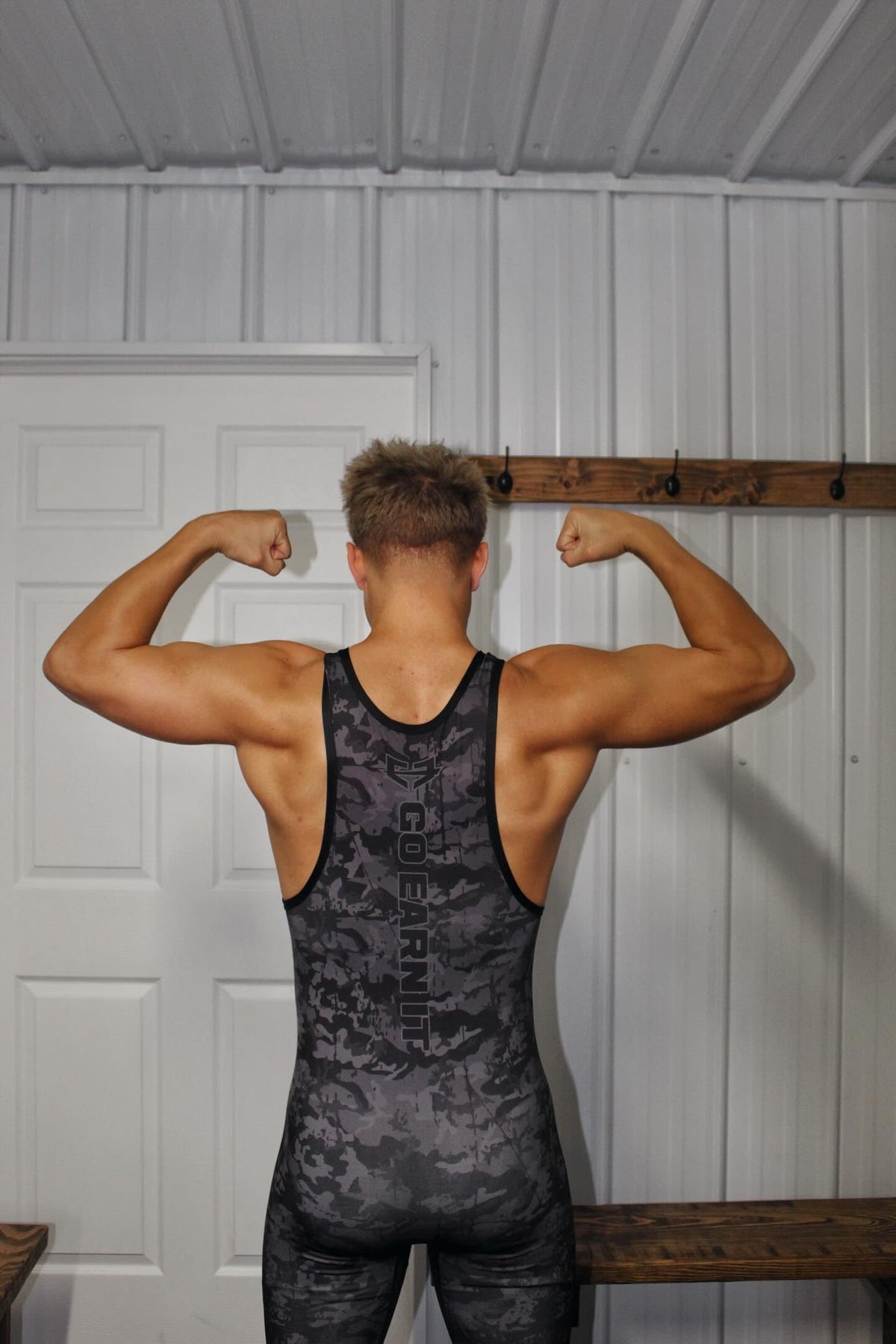 GO EARN IT Men's Black Flag Camo Singlet (Adult X-Small)