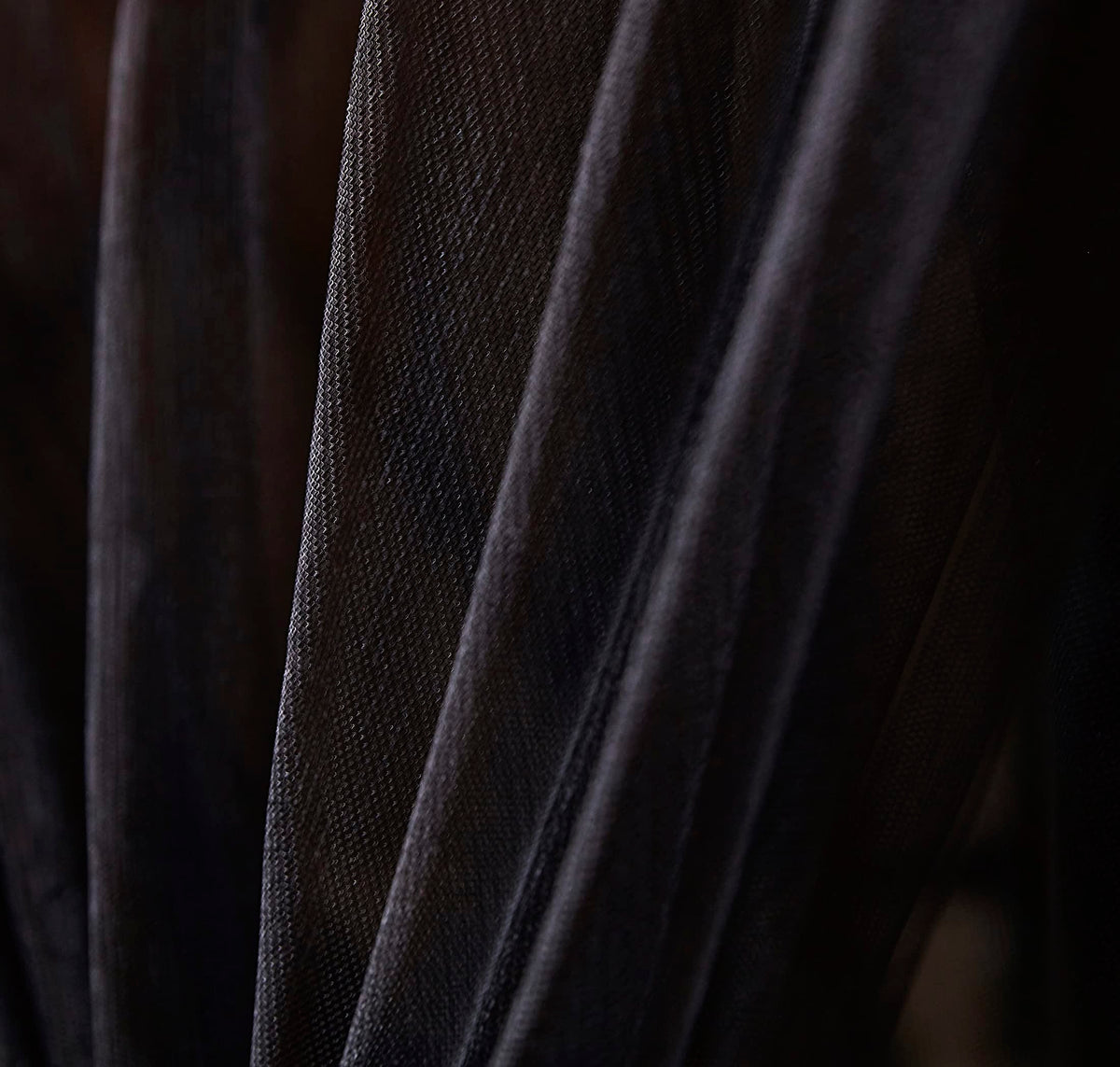Mengersi Canopy Bed Curtains with Lights,Elegant Bed Canopy Curtains Bed Netting for Full Queen King Size Bed,Halloween Decoration,Gothic Black Room Decor Aesthetic