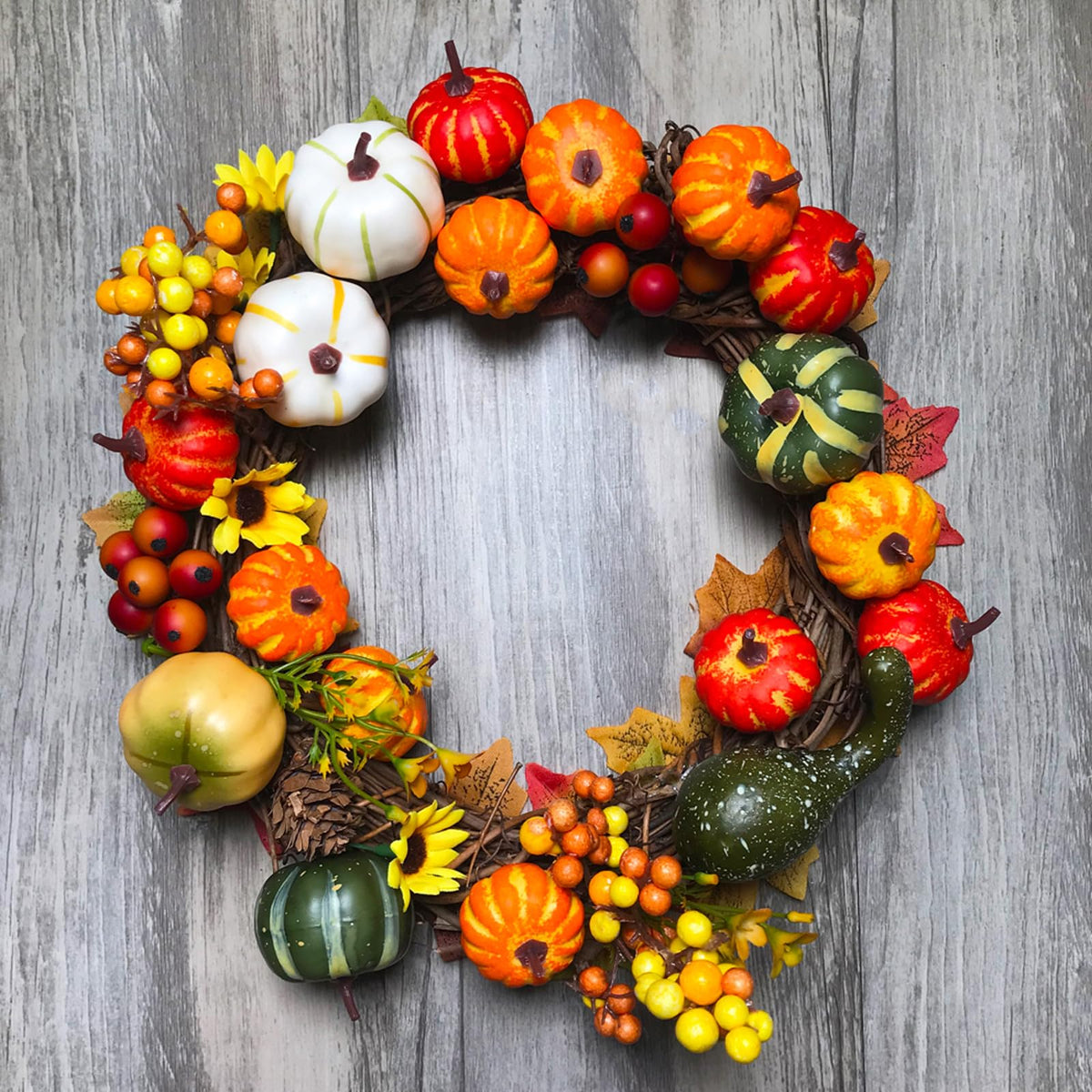 Winlyn 56 Pcs Assorted Mini Artificial Pumpkins Fall Harvest Pumpkins Foam Pumpkins Decorative Faux Pumpkins for Fall Wedding Halloween Autumn Holiday Thanksgiving Kitchen Table Bowl Filler Décor