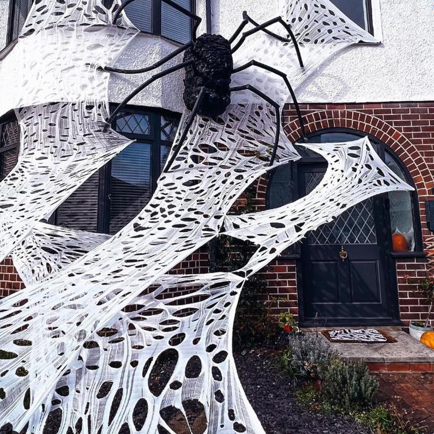 CMKTA Spider Web Halloween Decoration, 2 lb Weight Giant Elastic Spider Web Outdoor Decorations, DIY Beef Netting Spider Web Halloween Party Decor (950 Sqft)