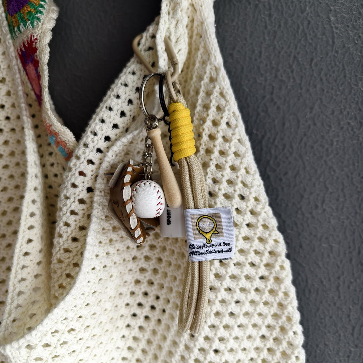 Baseball Keychain Bagpack Pendant Decorations with Mini Leather baseball Bat Keychain Sports Souvenir Favors,Gifts for Athletes (baseball)