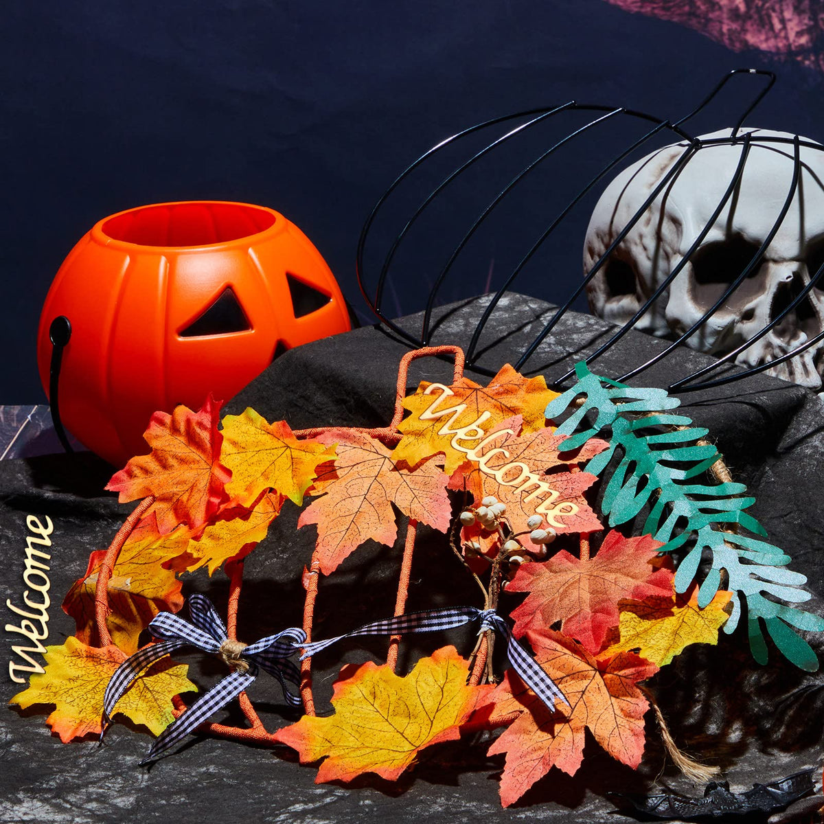 Halloween Pumpkin Wreath Frame Thanksgiving Pumpkin Frame Metal Wire Pumpkin Wreaths Frame Form Floral Fall Pumpkin Wreath with Welcome Sign for Halloween Craft Window Door Holiday Decoration