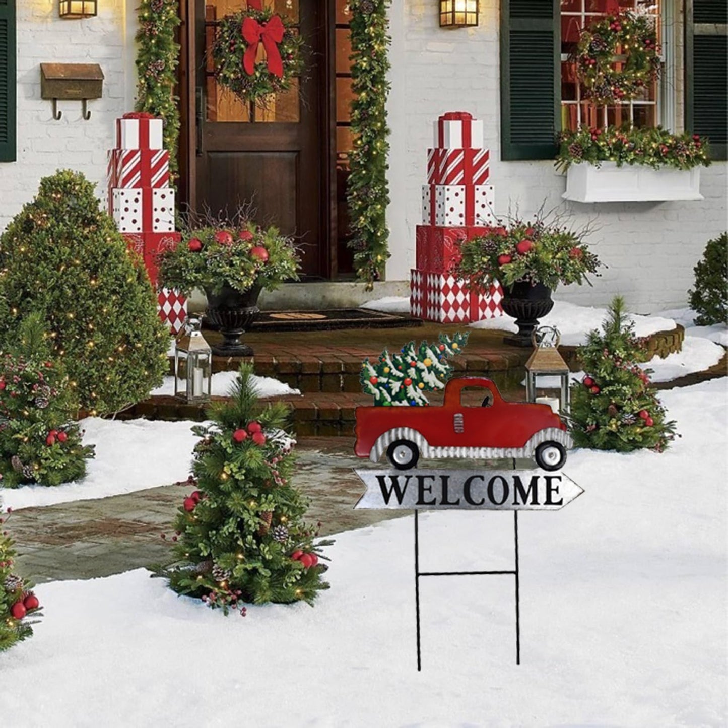 Red Truck Christmas Yard Sign with Interchangeable Christmas Tree Pumpkin Ornament Loads Rustic Metal Pickup Welcome Yard Sign Xmas Outdoor Garden Lawn Stake