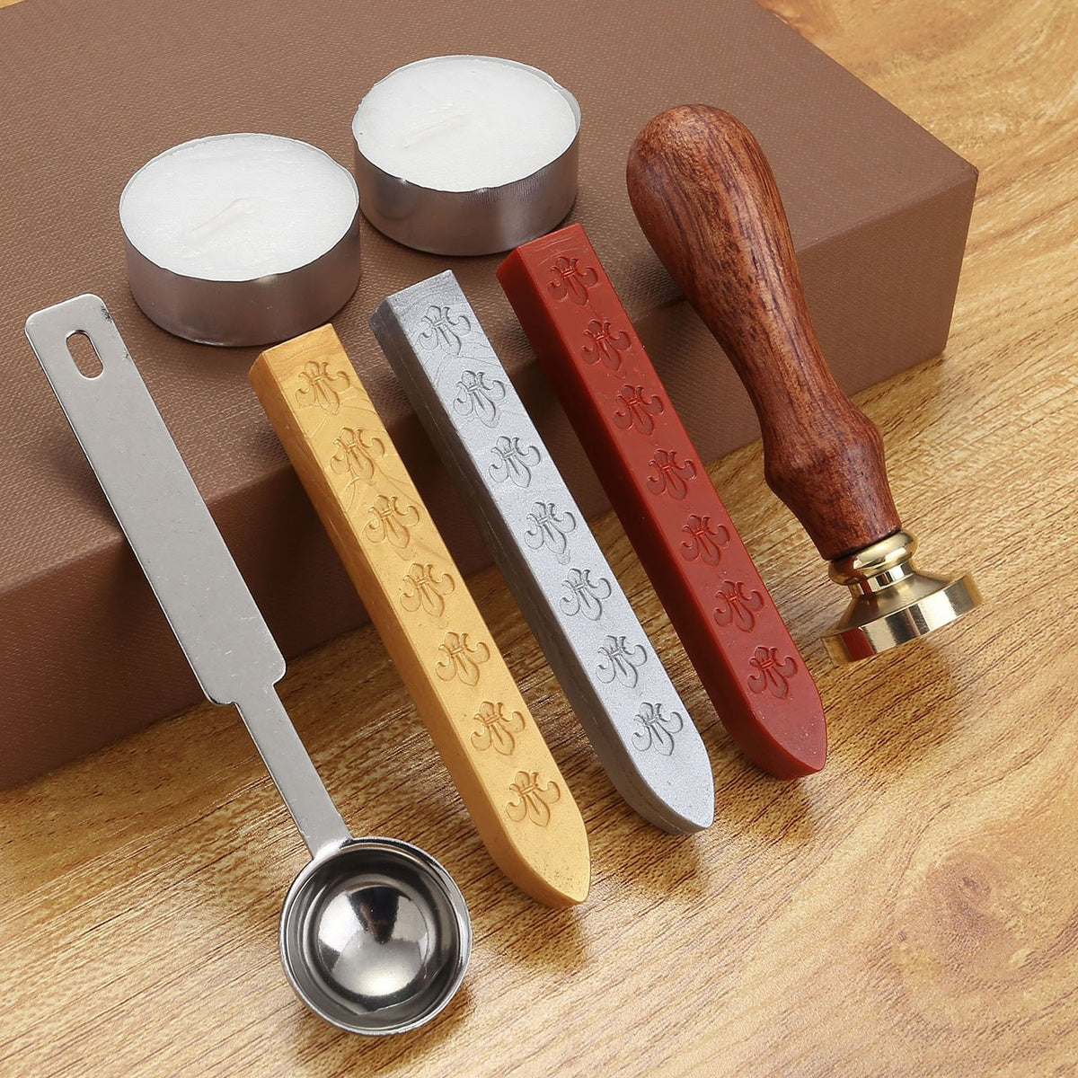 Yoption Wax Seal Stamp Kit, Bee Sealing Stamp with Gold Red Silver Sealing Wax Sticks Gift Box Set for Invitations, Cards, Letters, Gift Idea