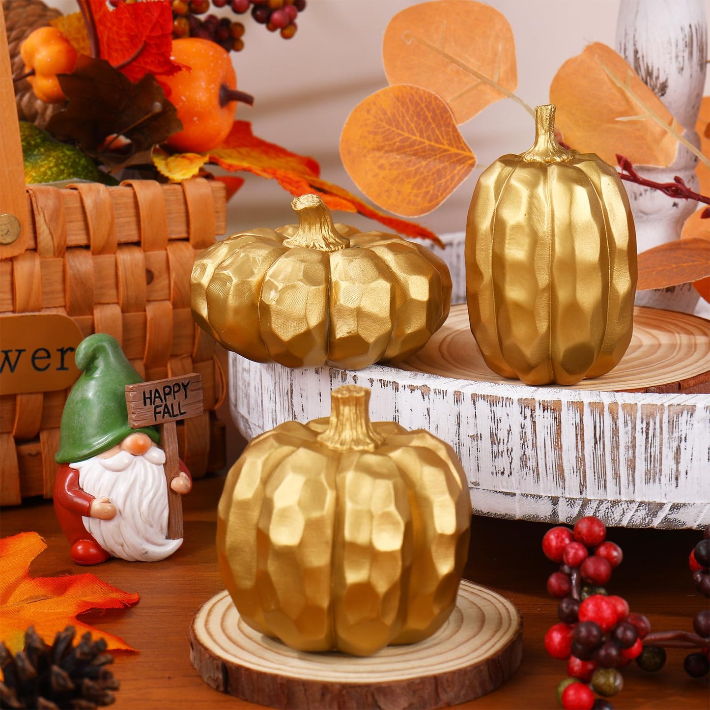 JarThenaAMCS Fall Pumpkin Decoration 3Pcs Resin Artificial Pumpkins Gold Fake Pumpkin Table Centerpieces for Autumn Harvest Thanksgiving Farmhouse Home Party Supplies