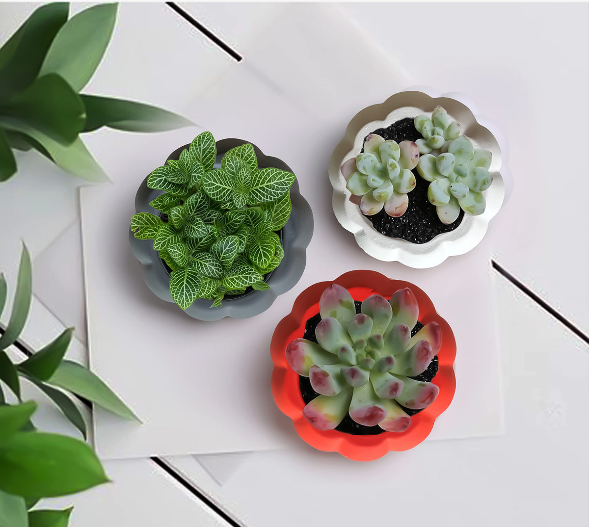 Ceramic Miniature Pumpkin Succulent Pots,Cute Halloween Decorations,Mini Pumpkin decor Planters,Thanksgiving decoration,Set of 3 Indoor/Outdoor Flower Pot,Fall Planter with Drainage Hole 3x4x2.3