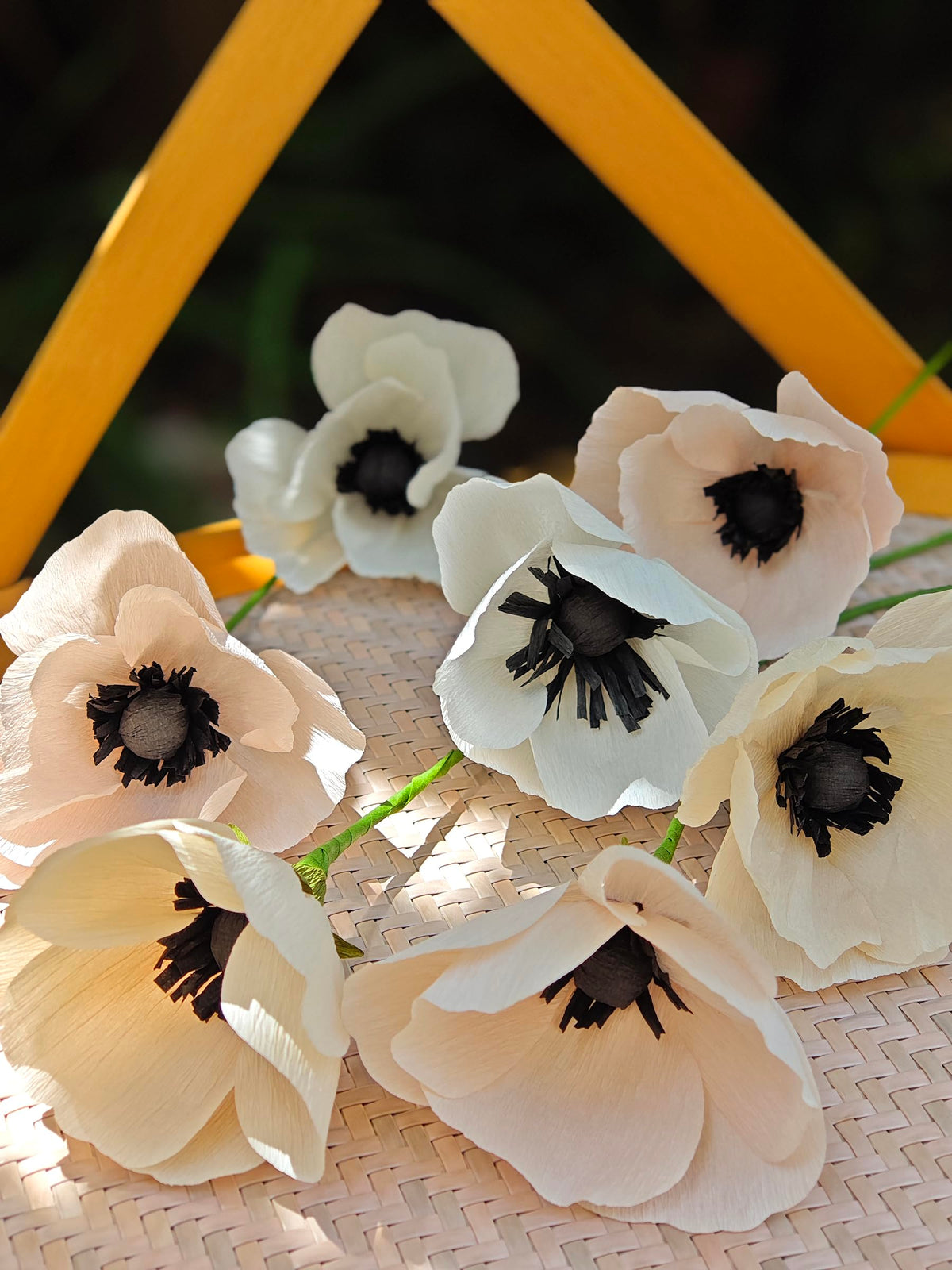 Crepe Paper Anemone DIY Flower for Home Decoration Making Kit 24 pcs (Blush - Peach - Cream)