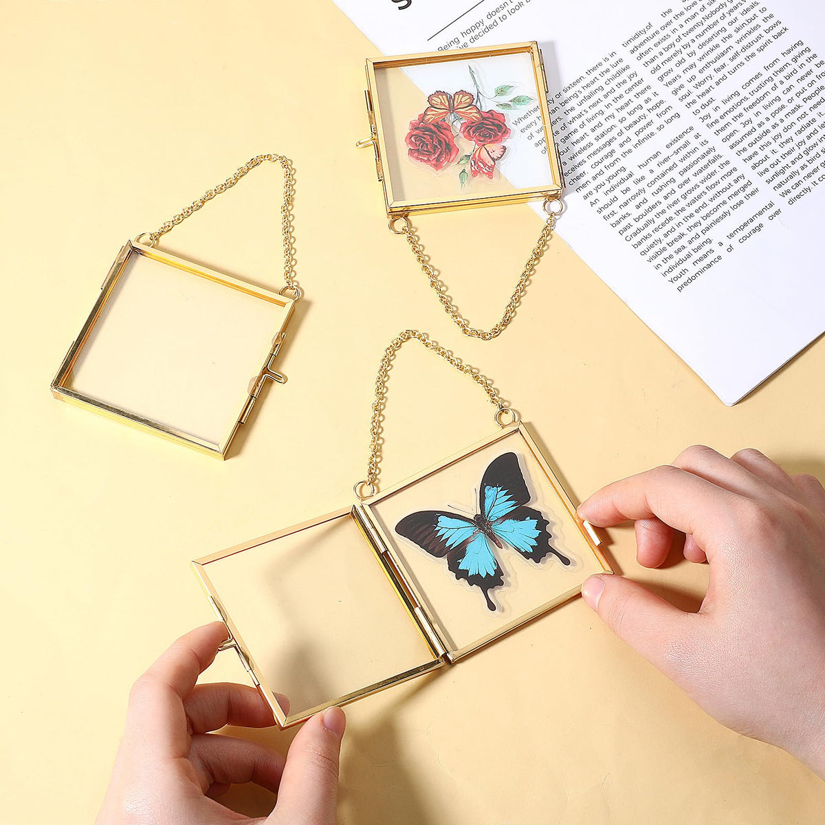 6pcs Glass Frames for Pressed Flowers Gold Mini Glass Hanging Frame 2.7x2.7x0.3 Inch Square Mini Metal Picture Frame Ornaments Clear Double Sided Glass Floating Frame Hanging Artwork Display Frame
