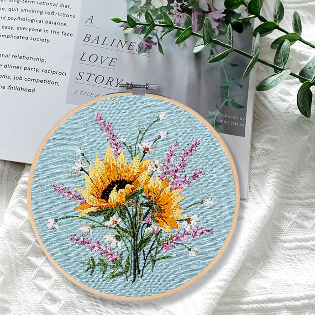 4 Sets Cross Stitch Embroidery Kits for Beginners Adults, Flower Stamped Pre Printed Cross Stitch Kits, Full Range of Embroidery Starter Kit with Instructions, 4PCS Embroidery Hoops, Threads and Tools