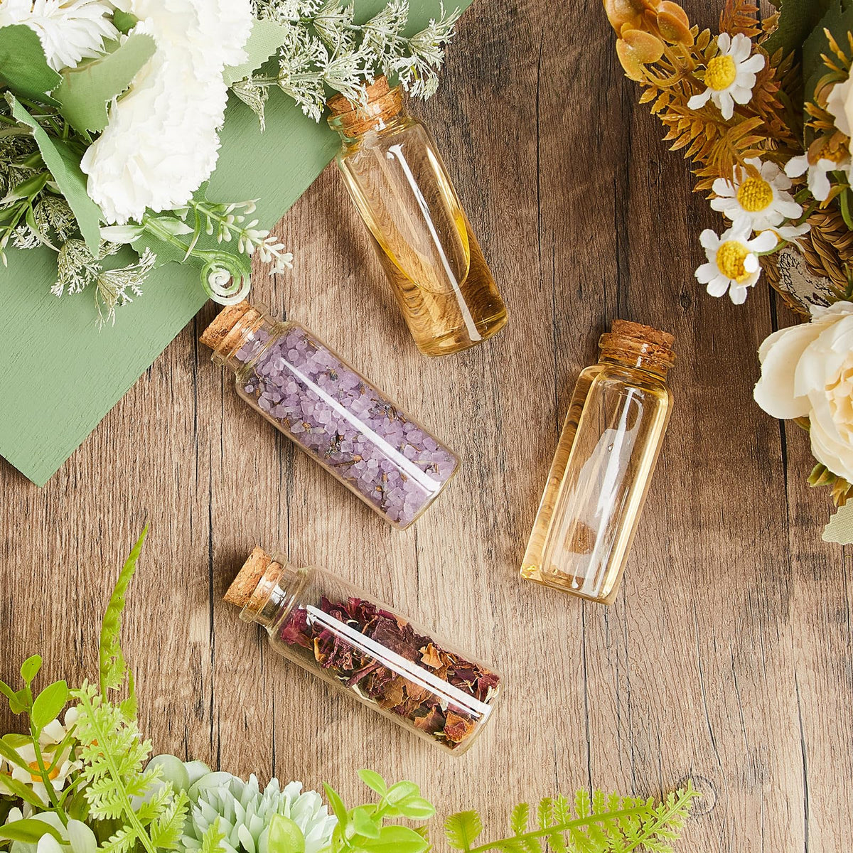 Gerrii 100 Pcs 40 ml Mini Glass Bottles with Wood Cork Stoppers, Mini Potion Glass Vials Small Clear Bottles Wishing Message Spell Tiny Jars Sand Art for Halloween Decoration Wedding DIY Favor