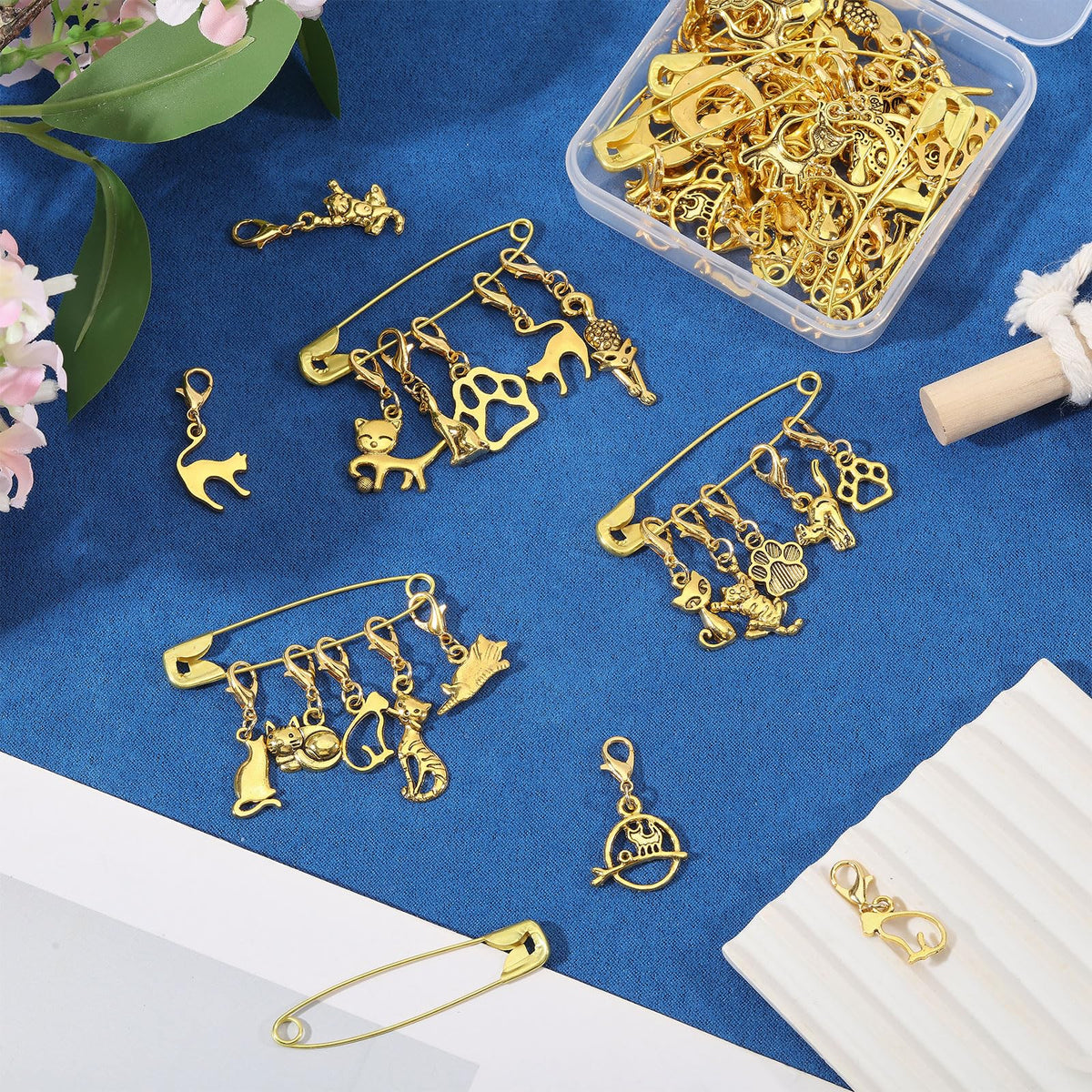 CONCHLERY 60 Pcs Cat Stitch Markers Charm Cat Crochet Markers Alloy Stitch Marker Planner Charms for Knitting Crocheting Quilting Weaving Jewelry Making Supplies, Gold