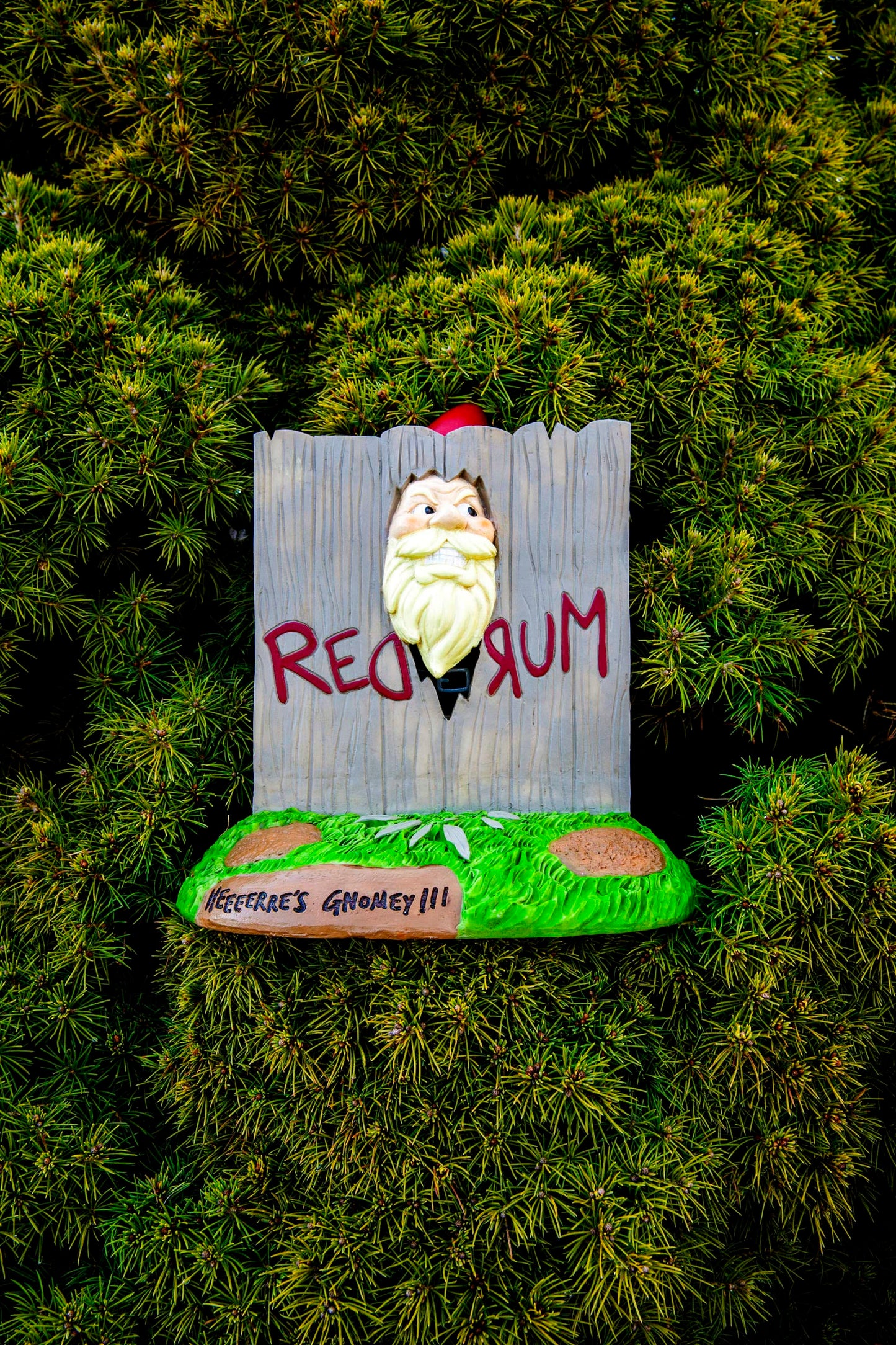 Shining Gnome Garden Gnome - Funny Gnomes for Outdoor Spaces - Weatherproof Redrum Scary Yard Statue - Horror Movie Lawn for Halloween Decorations - 9.5"